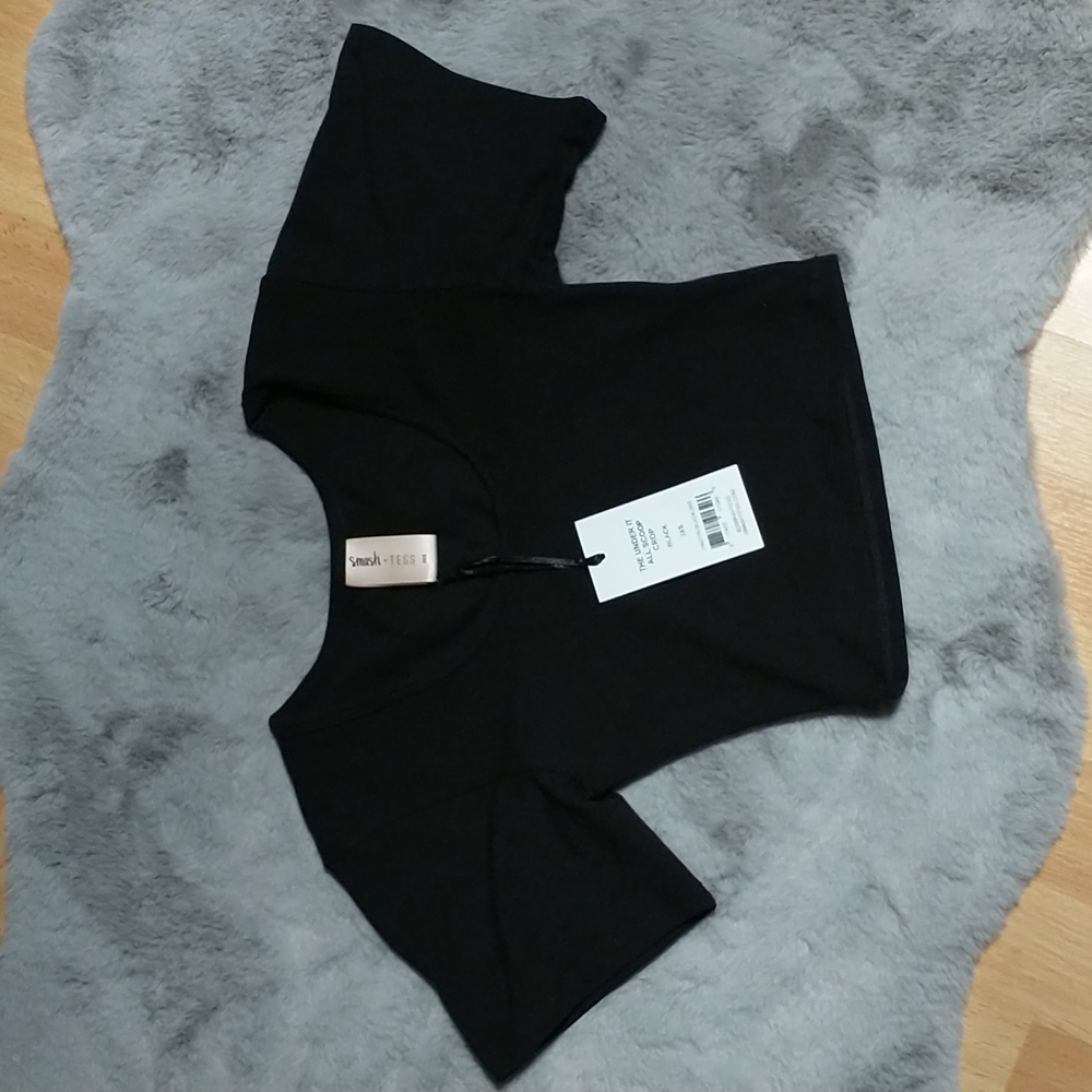 NWT Smash + Tess Scoop Crop in Black